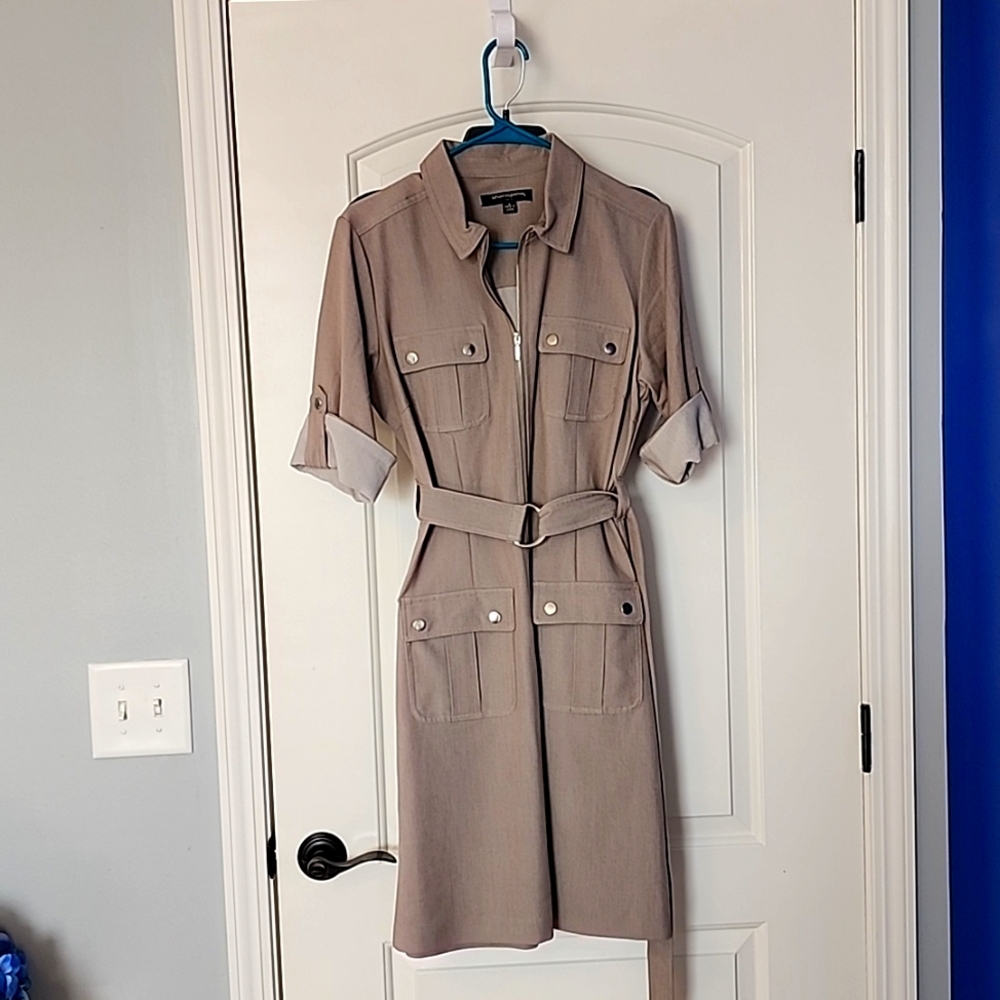 Zip up Dress with Belt